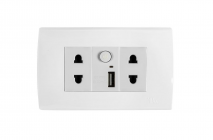 Hai ổ cắm + Ổ cắm USB - A83-2SC02+E25